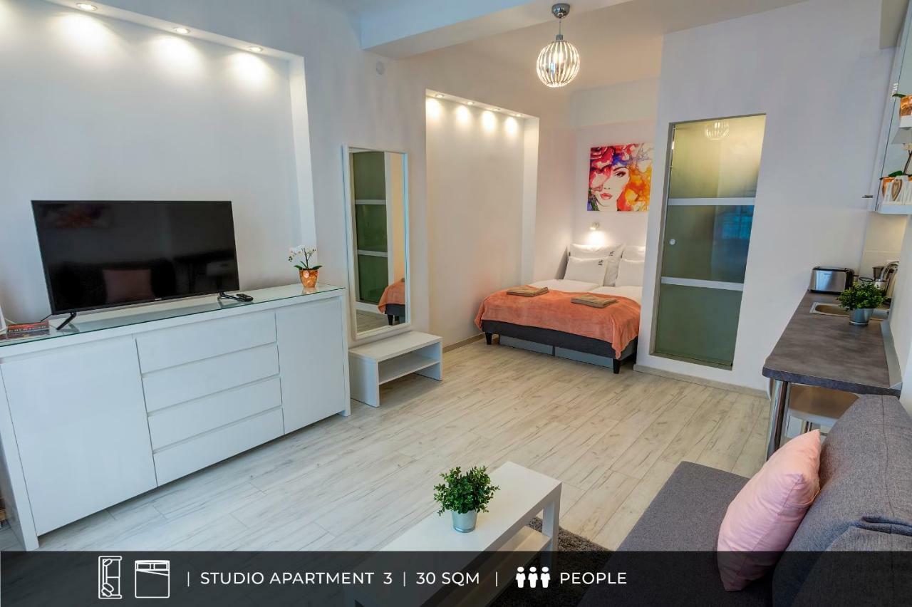 D.five Regi Posta Apartament *